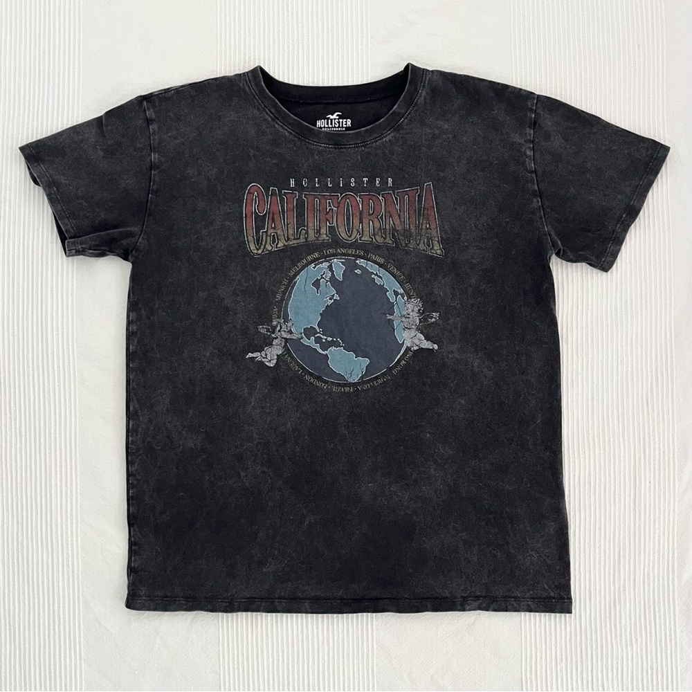 Hollister California Women's Acid Wash T-Shirt XS Earth Grunge Hipster Y2K 2010